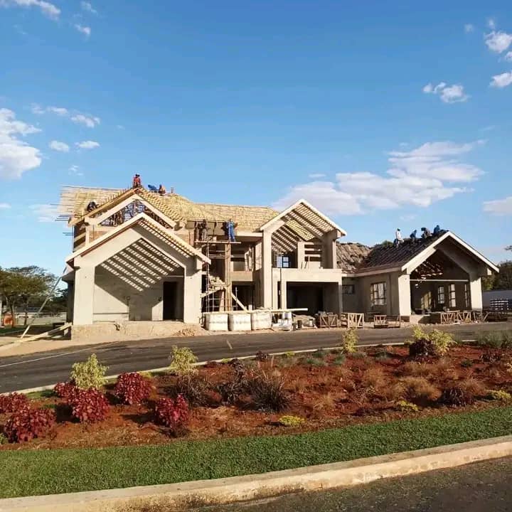 Earlyrise Investments roofing services